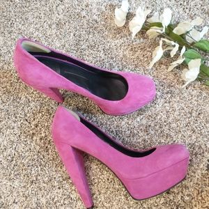 Size 8 Dolce Vita fuschia heels